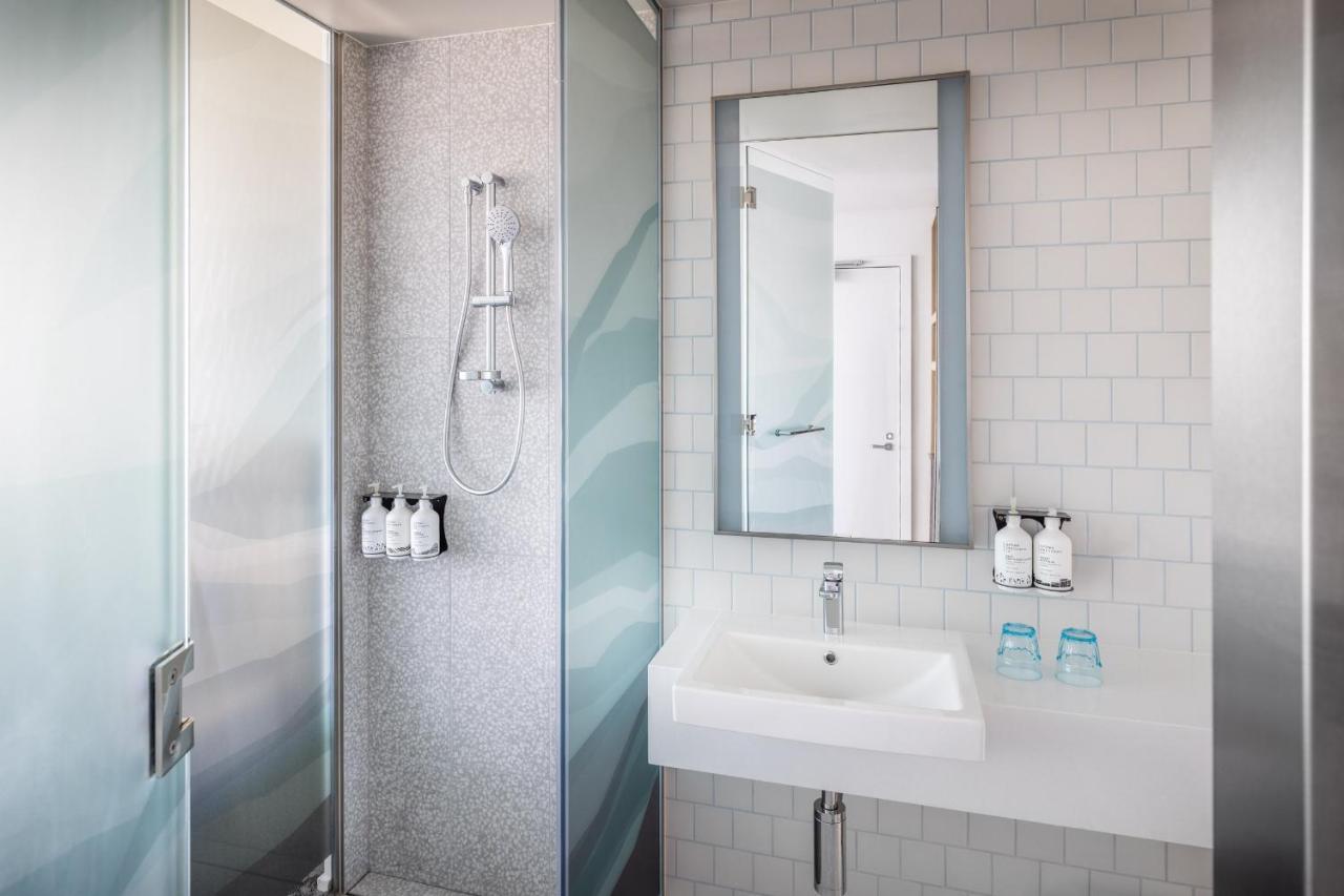 Holiday Inn Express Auckland City Centre By Ihg Экстерьер фото